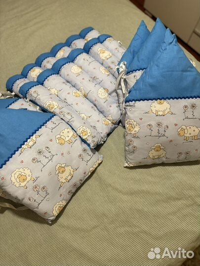 Бортики в кроватку