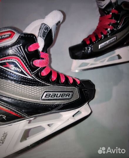 Хоккейные вратарские коньки Bauer Vapor X700