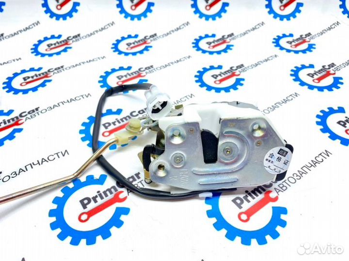 Замок багажника Mitsubishi Pajero V11V