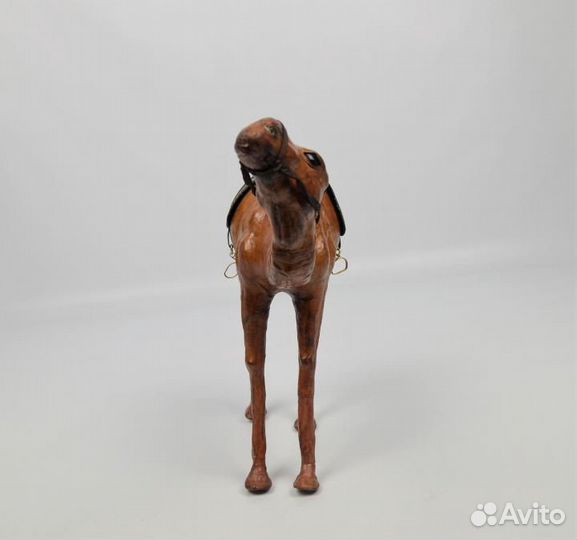 Верблюд из натуральной кожи