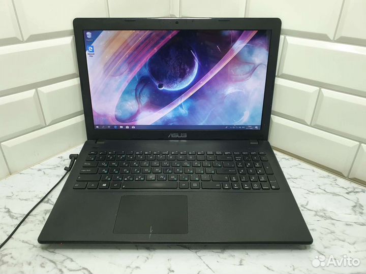 Ноутбук asus X551C