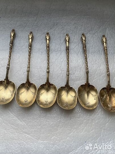 Серебряные десертные ложки