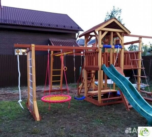 Детская площадка для игры