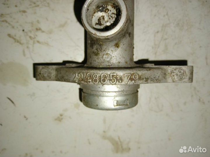 Главный тормозной цилиндр Nissan Primera P12