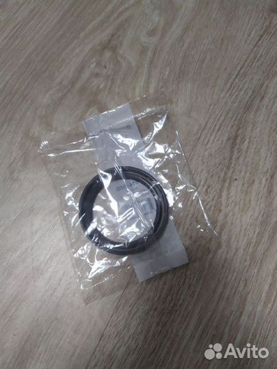 Cальник полуоси 52x68x8 scania