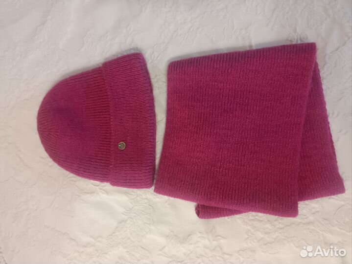 Шапки женские зимние с шарфом или снудом