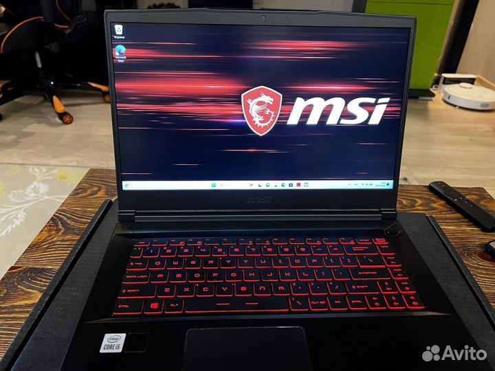 Ноутбук MSI GF65 10UE 15.6