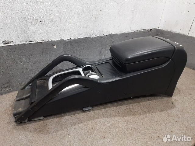 Черный подлокотник в сборе для Porsche Cayenne S