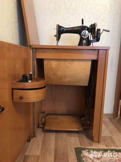 Швейная машинка