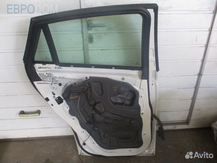 Замок двери задний левый BMW E60 s1058642