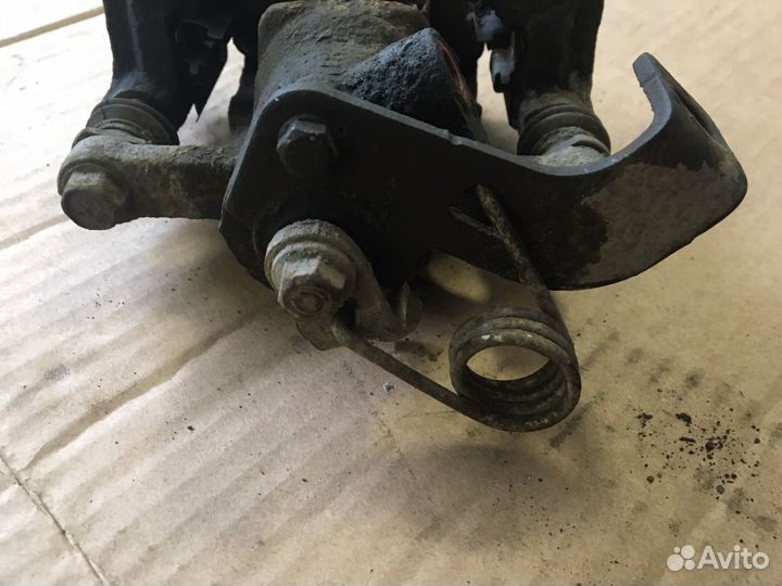 Суппорт задний правый Hyundai Solaris 1 (5510)