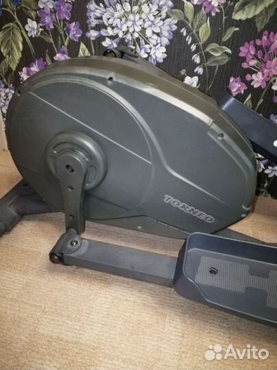 Эллиптический тренажер torneo