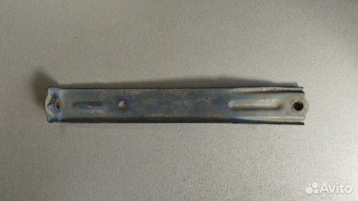 Крепление крыла переднее Toyota Caldina AT191