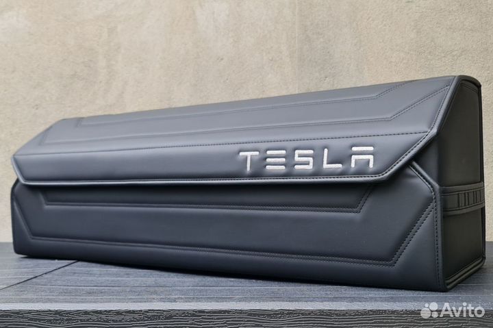 Органайзер в багажник Tesla