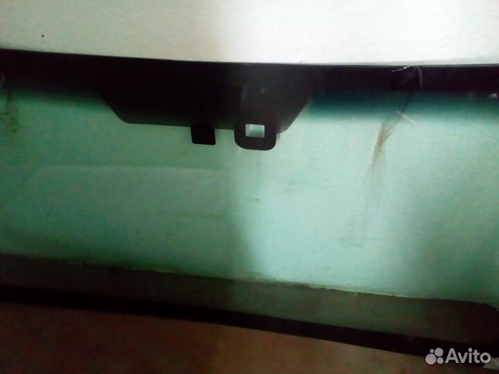 Лобовое стекло