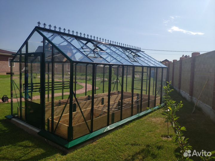 Теплица очень красивая