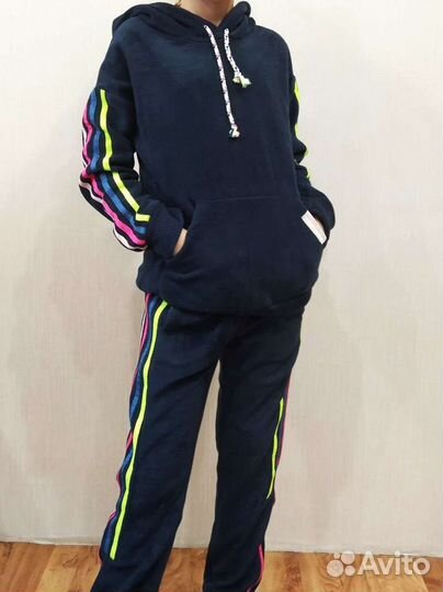 Спортивные костюмы