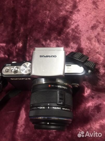 Беззеркалка olympus Pen E-PL3 Kit