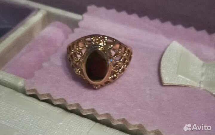 Кольцо женское