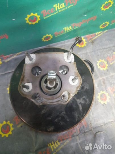 Вакуумный усилитель тормозов Renault Megane 3