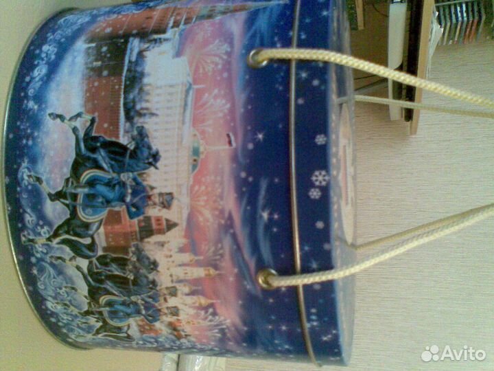 Жестяные коробки для конфет/подарков