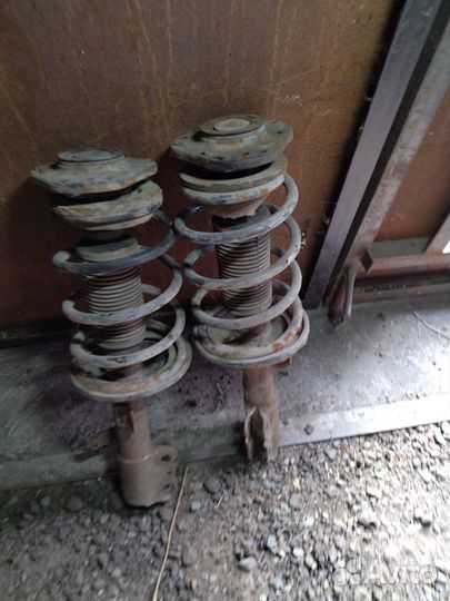 Стойки передние форд Ф —150