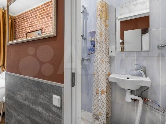 Комната 15 м², 1/5 эт.