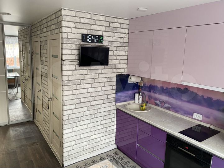 2-к. квартира, 52 м², 2/5 эт.