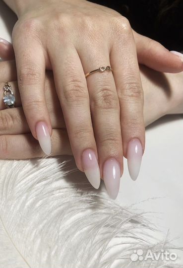 Маникюр с покрытием гель-лаком