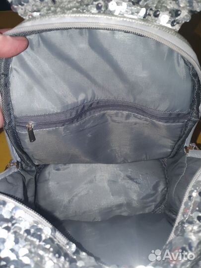 Рюкзак с пайетками