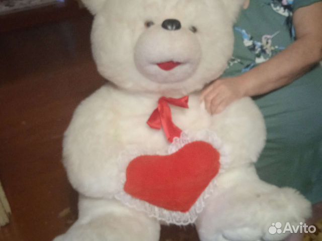 Большие плюшевые медведи