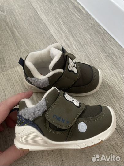 Кроссовки детские 22 размер