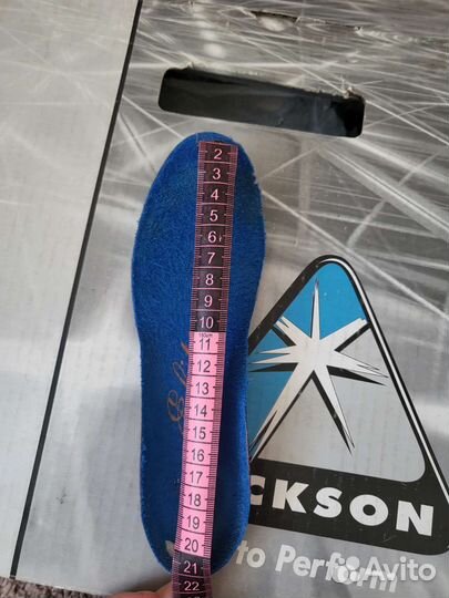 Фигурные коньки jackson
