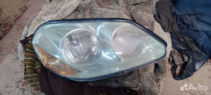 Фара Тойота Марк 2 110