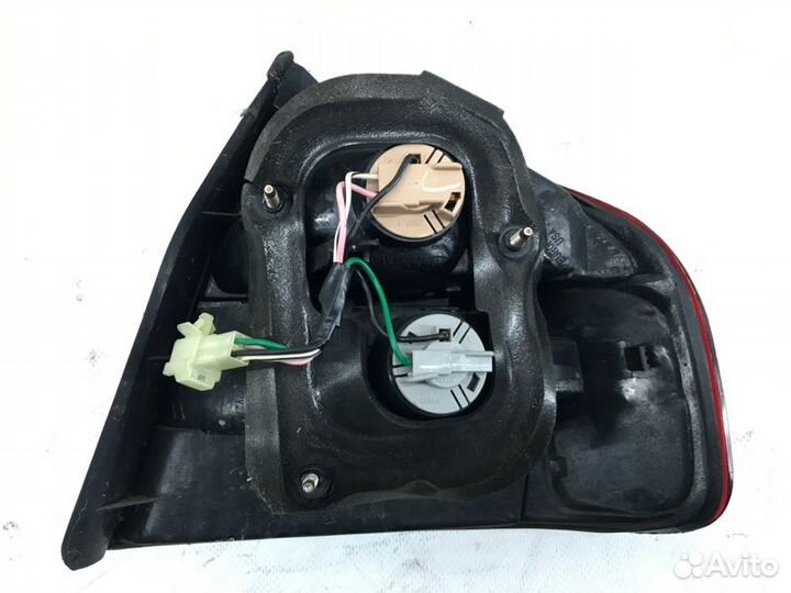 Стоп-сигнал левый Subaru Legacy BEE EZ30 2002