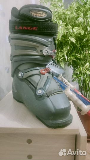 Горные лыжи женские Dynastar