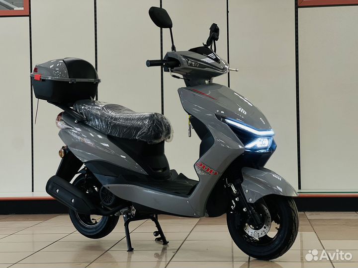 Скутер 180 куб.см новый без пробега