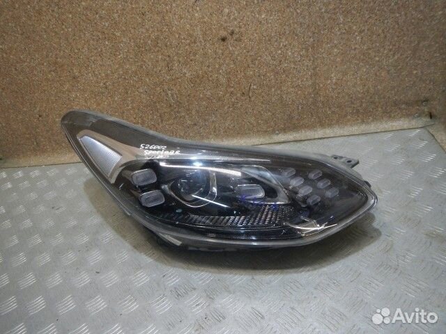 Фара правая Kia Sportage с 2015г
