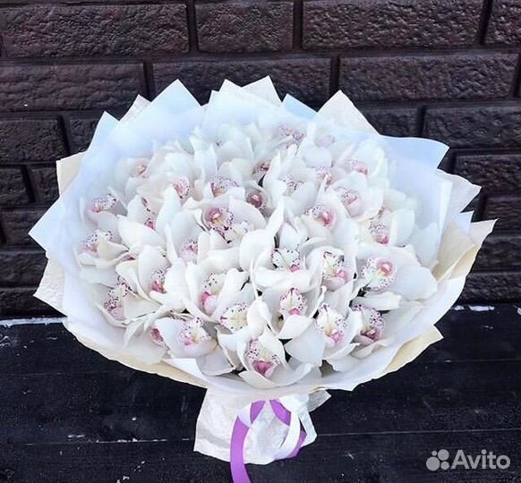 Букет из орхидей