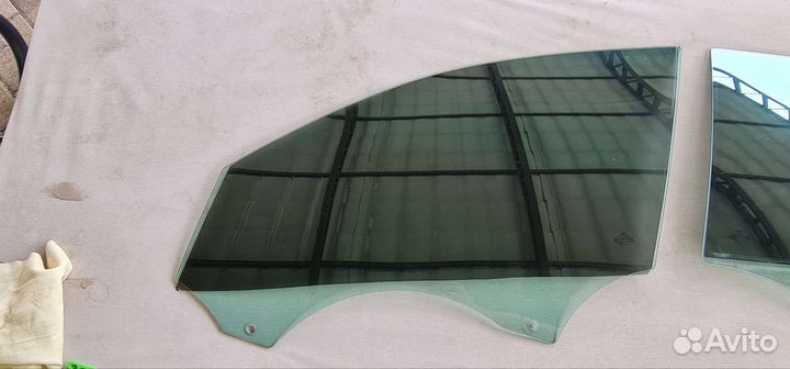 Стекла Audi a4 b8