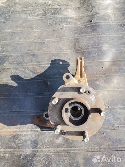 Поворотный кулак, ступица kia ceed 1 ed