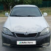 Daewoo Gentra 1.5 MT, 2014, 320 000 км, с пробегом, цена 330 000 руб.