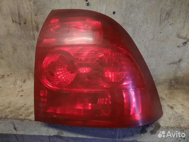 Задний правый фонарь лада приора