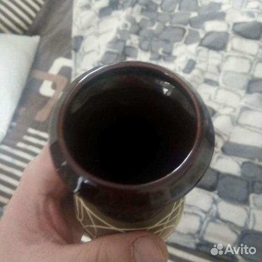 Крышки от кастрюль,ваза