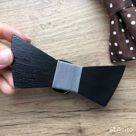 Галстук бабочка деревянная и текстильная
