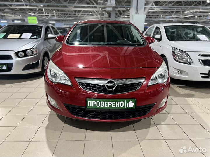 Opel Astra 1.6 МТ, 2011, 139 000 км