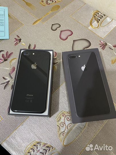 iPhone 8 Plus, 64 ГБ