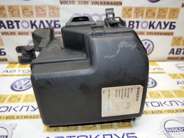 Корпус блоков управления двс и АКПП Вольво