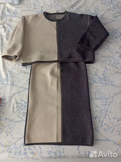 Костюм женский теплый вязаный