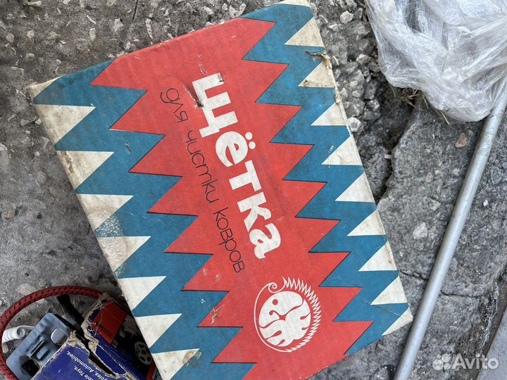 Щетка для чистки ковров